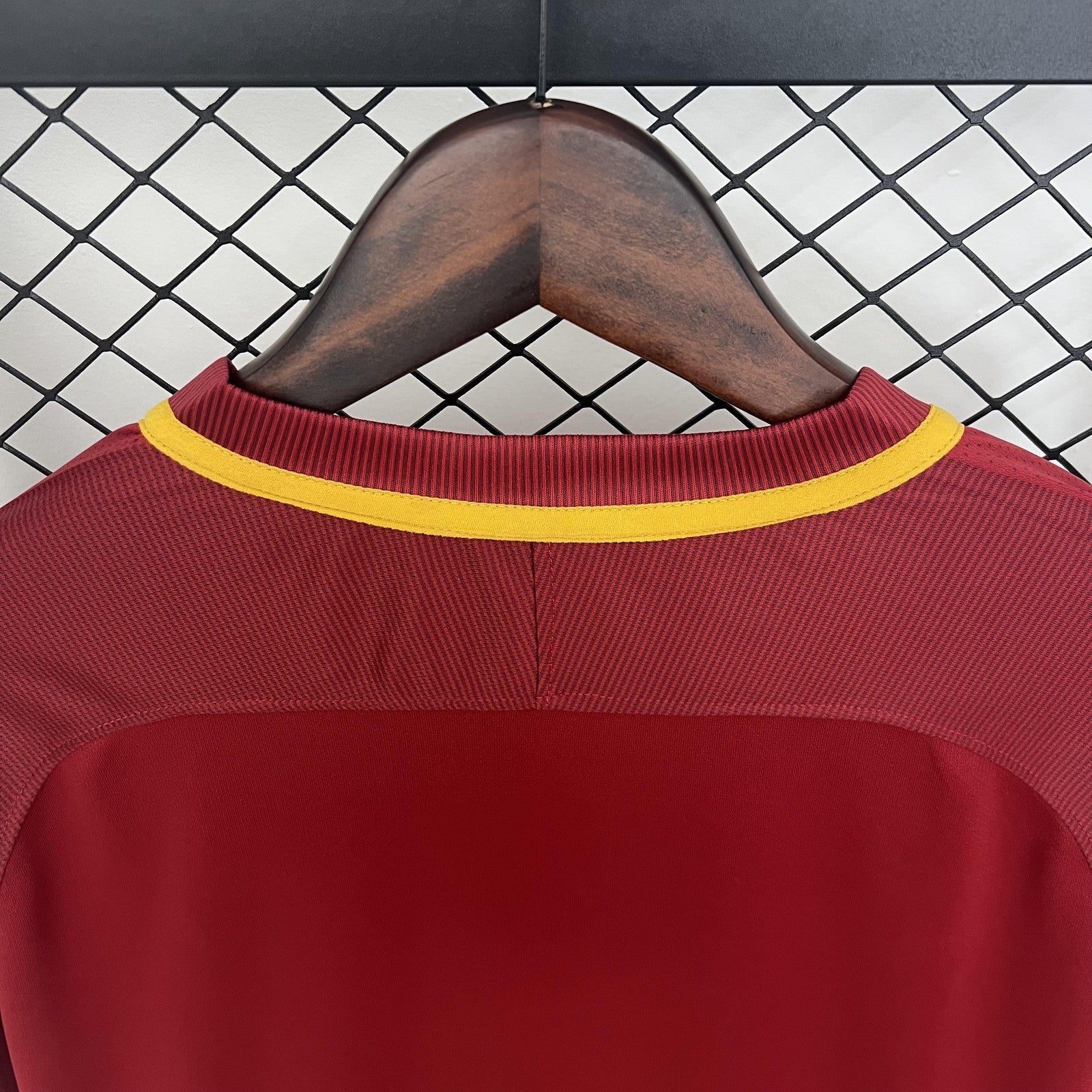 Retro Long Sleeve Roma Home
