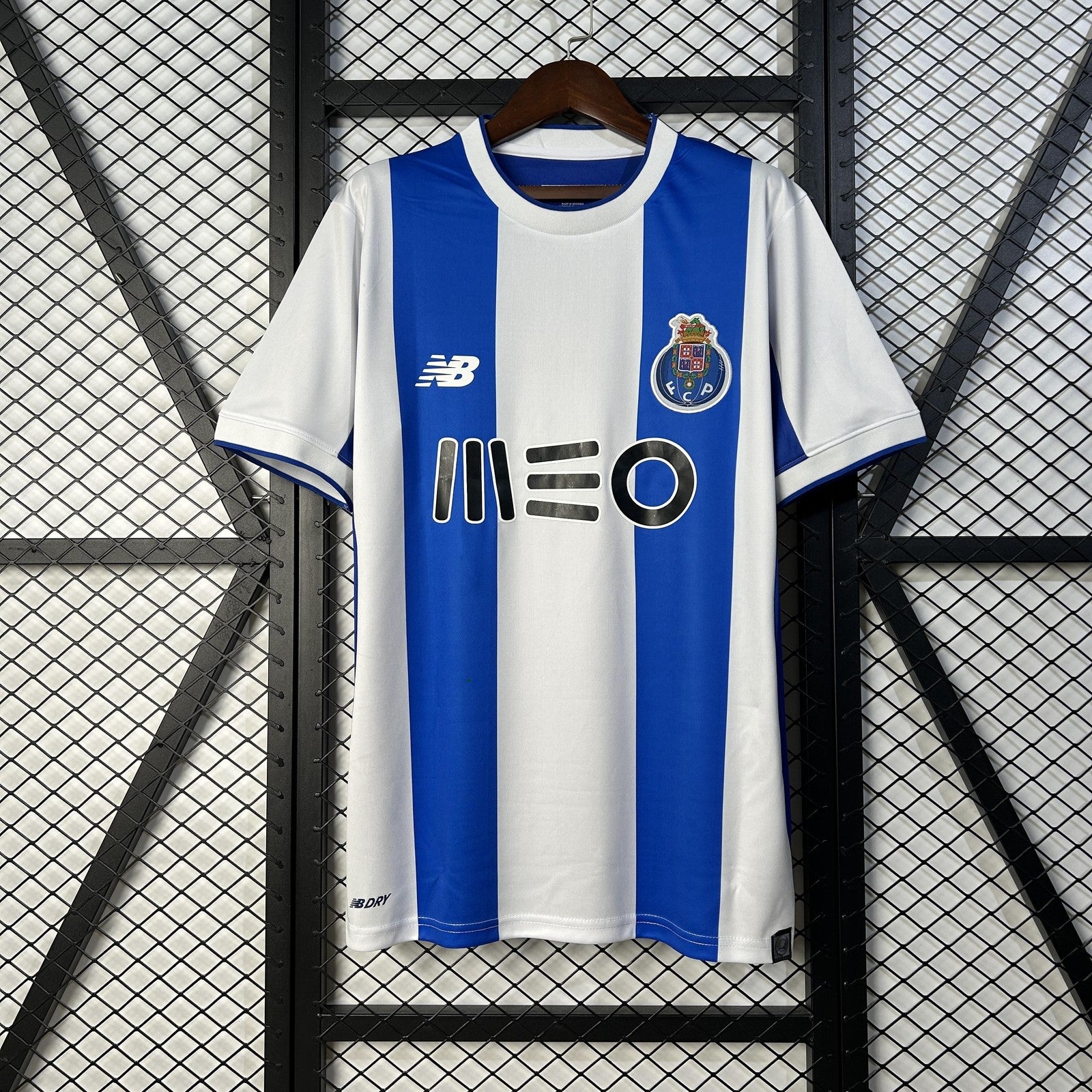 Retro Porto Home