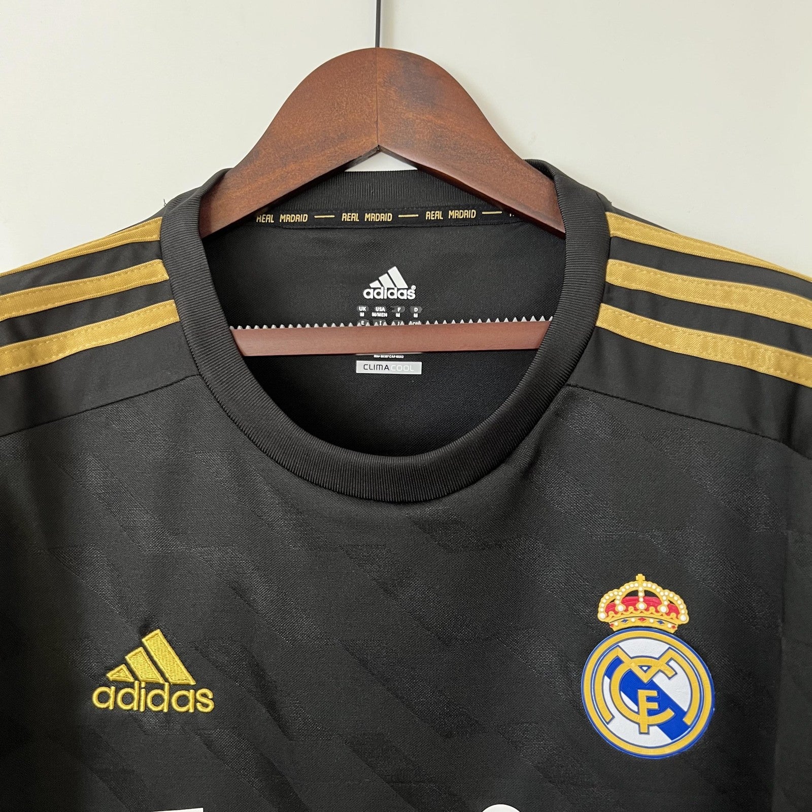 Retro Long Sleeve Real Madrid Away