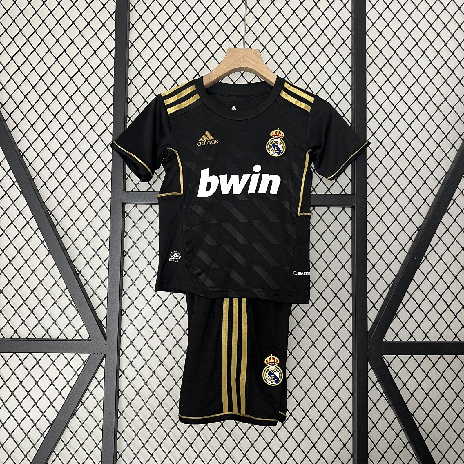 Kids Real Madrid 11 12 Away