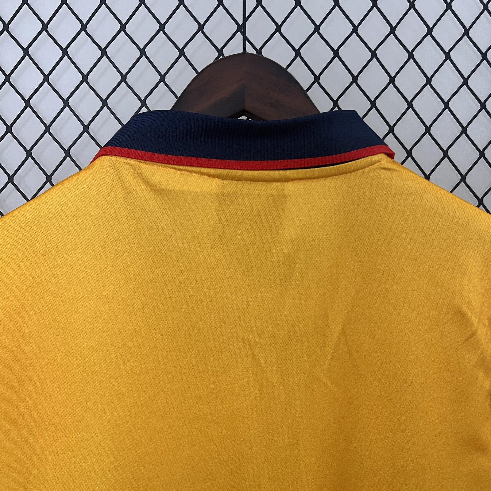 Retro Arsenal 97 99 Away