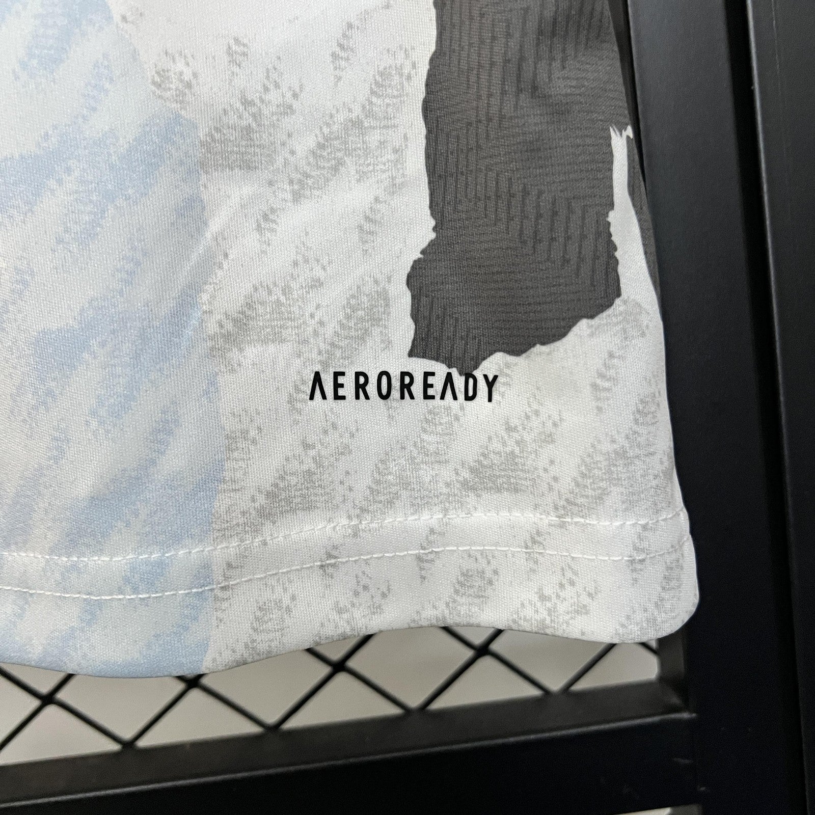 24 25 Real Madrid Training Suit