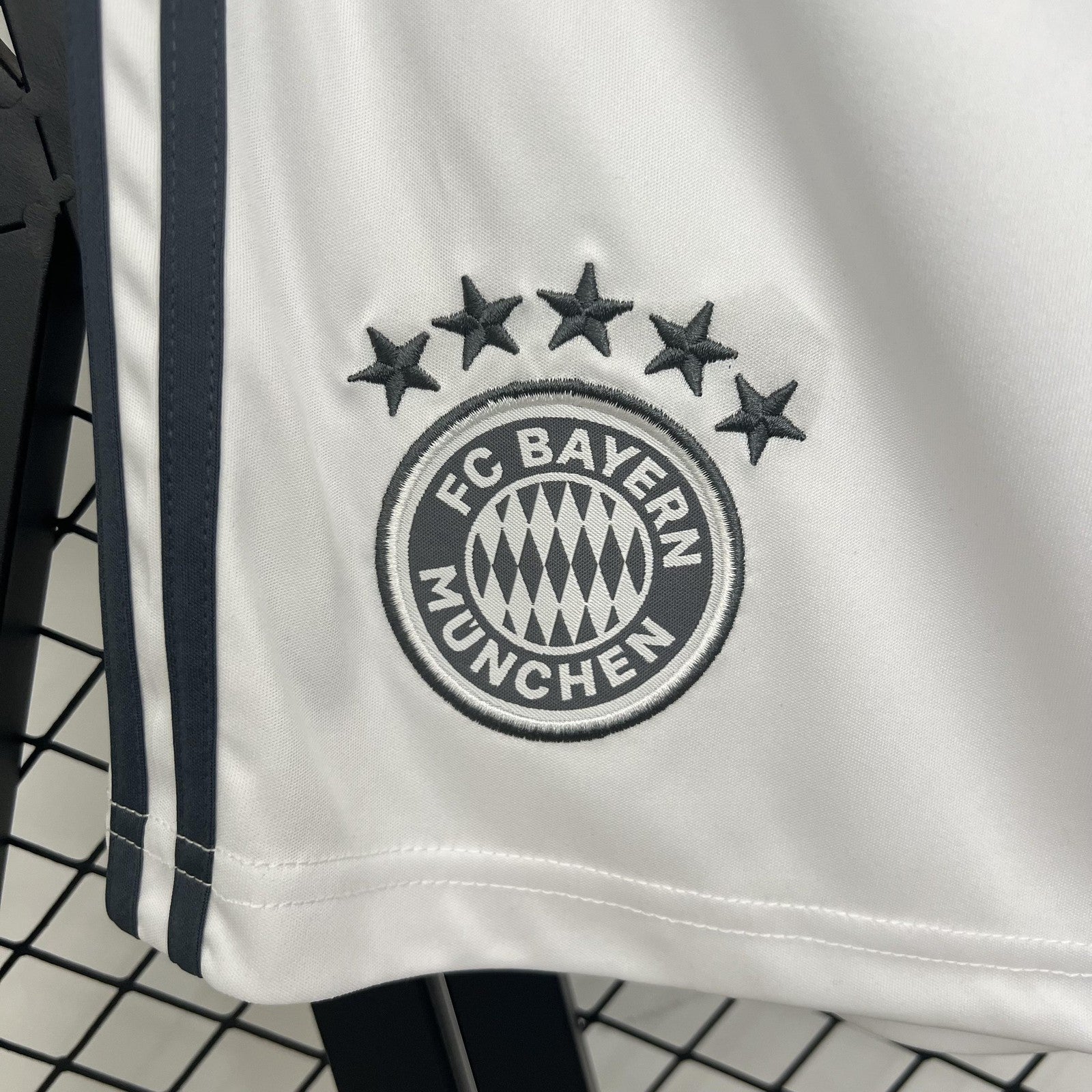25 26 Shorts Bayern Munich Away