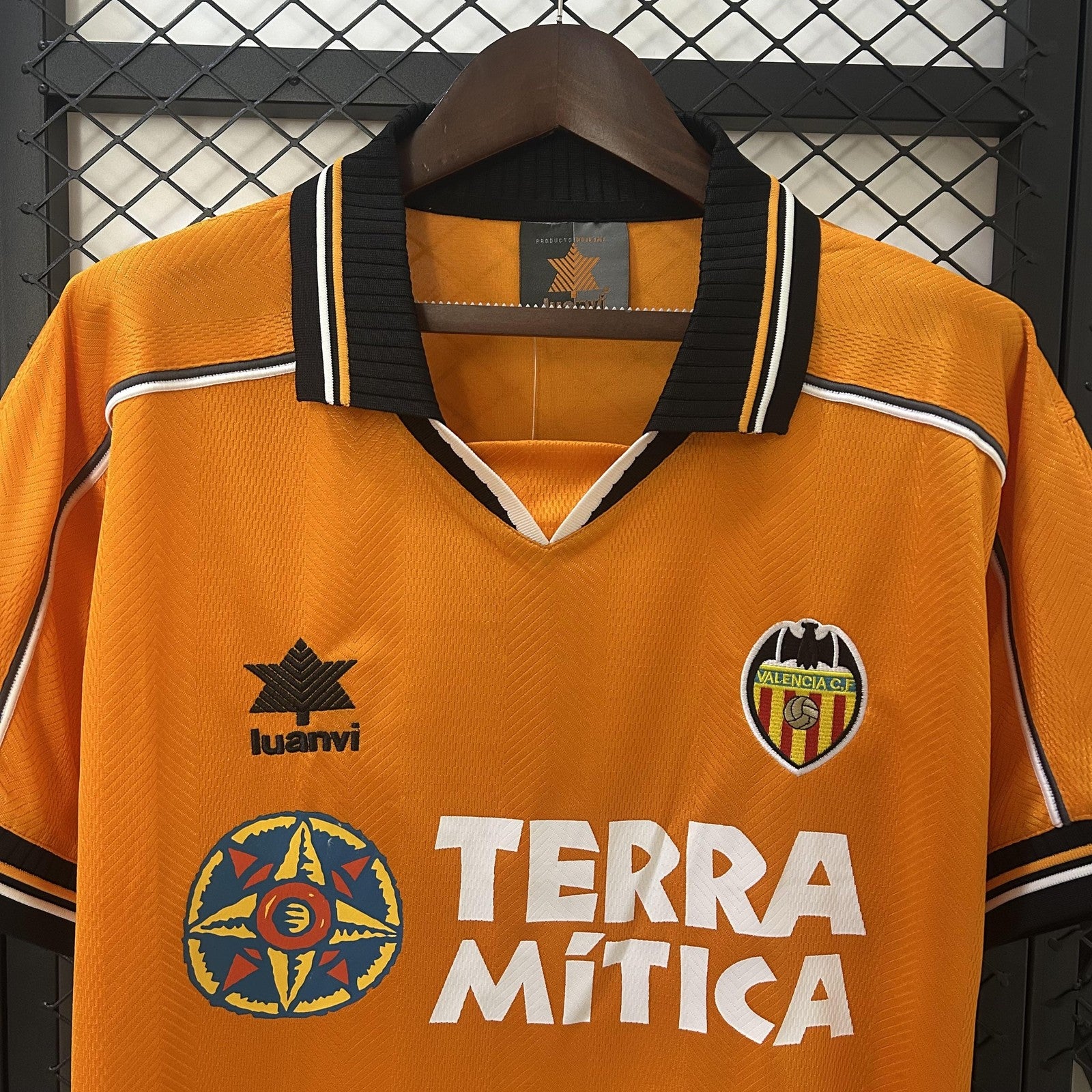 Retro Valencia Away