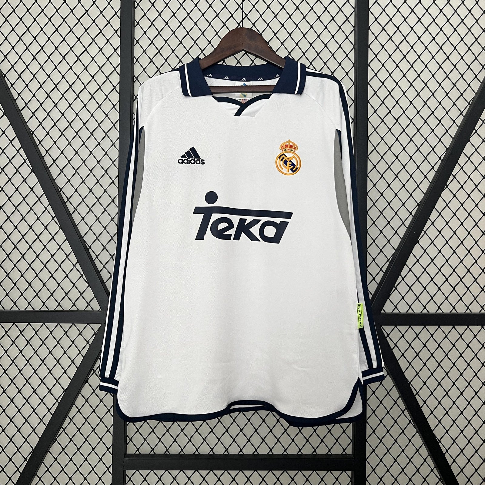 Retro Long Sleeve Real Madrid Home