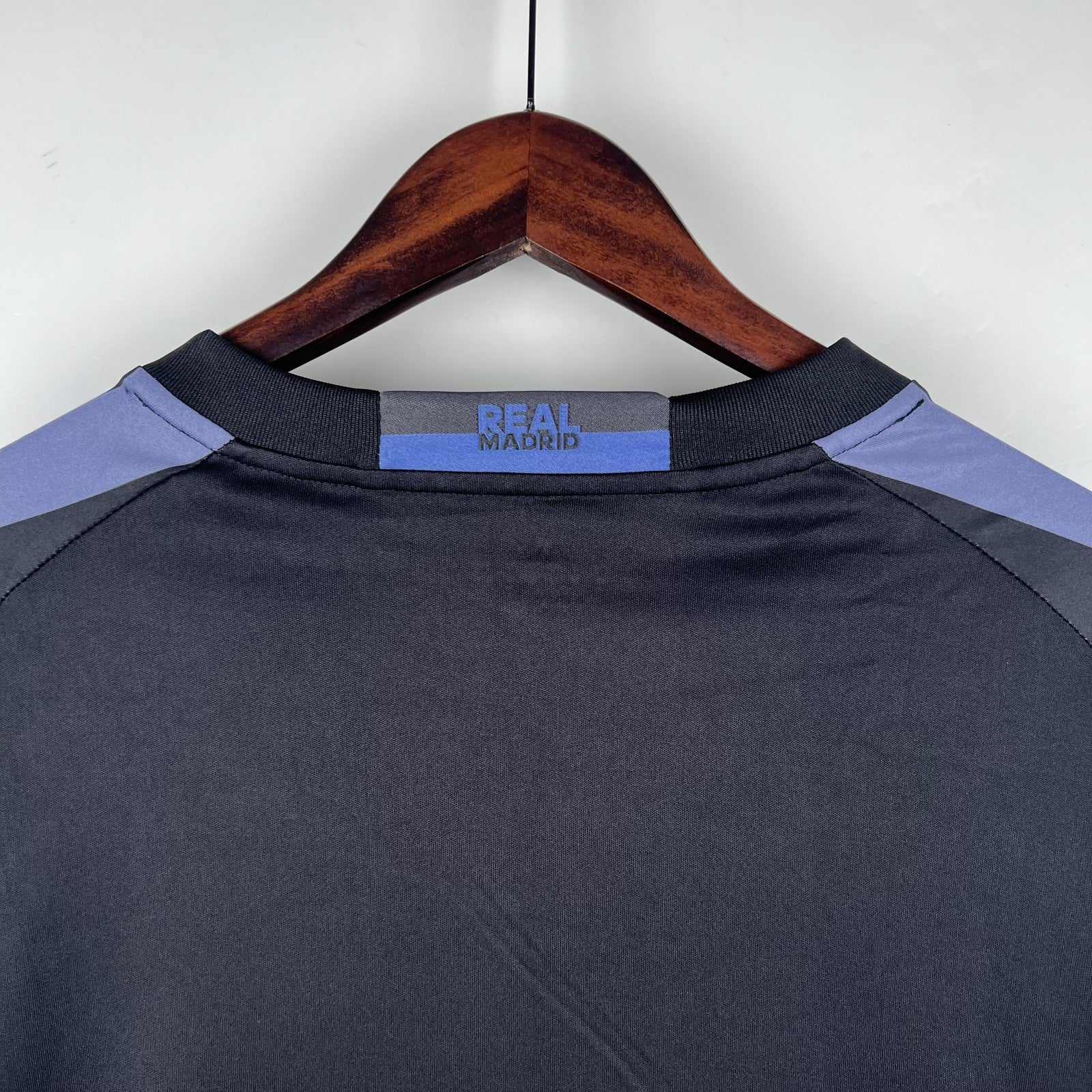 Retro Long Sleeve Real Madrid 16 17 Third Away