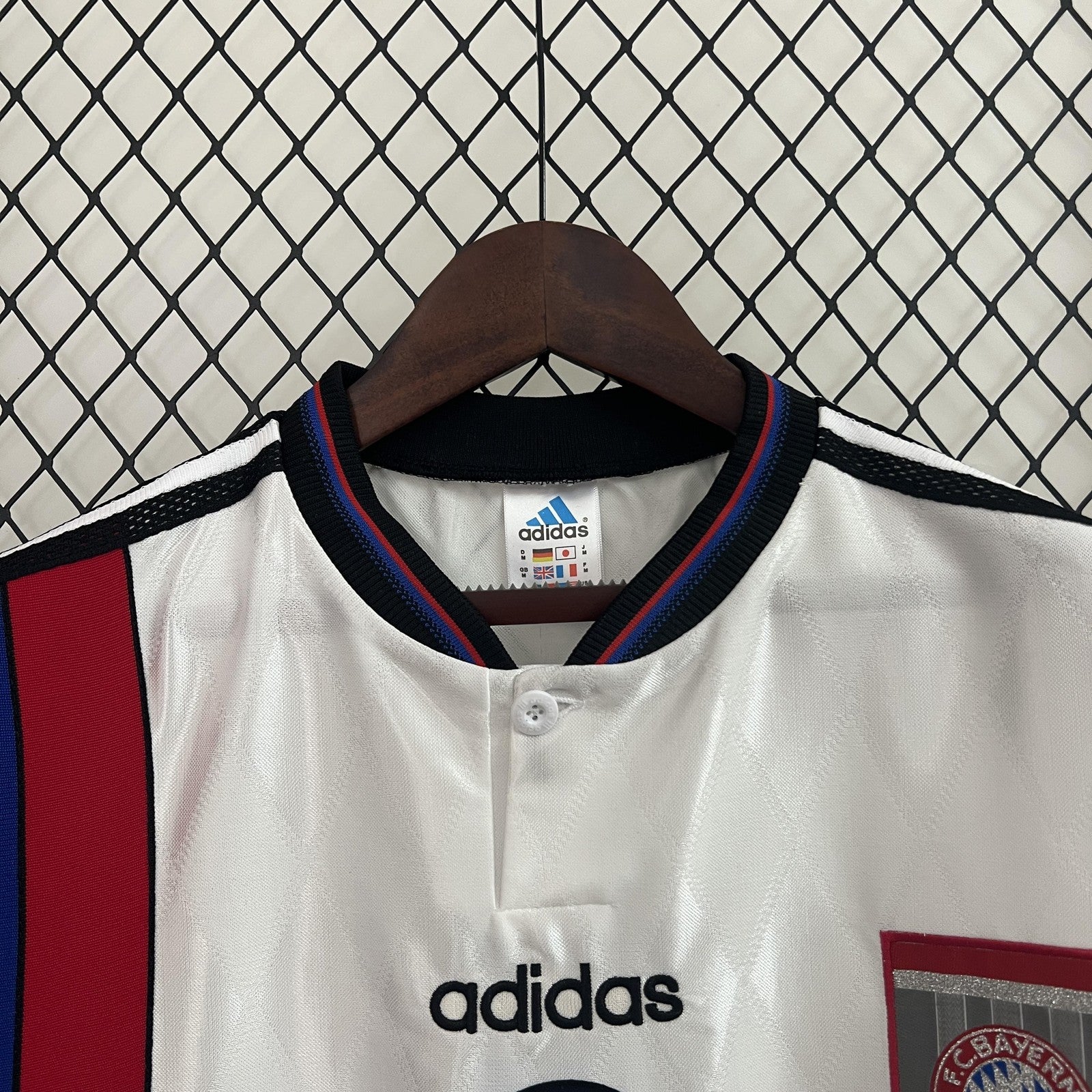 Retro Bayern Munich 96 98 Away