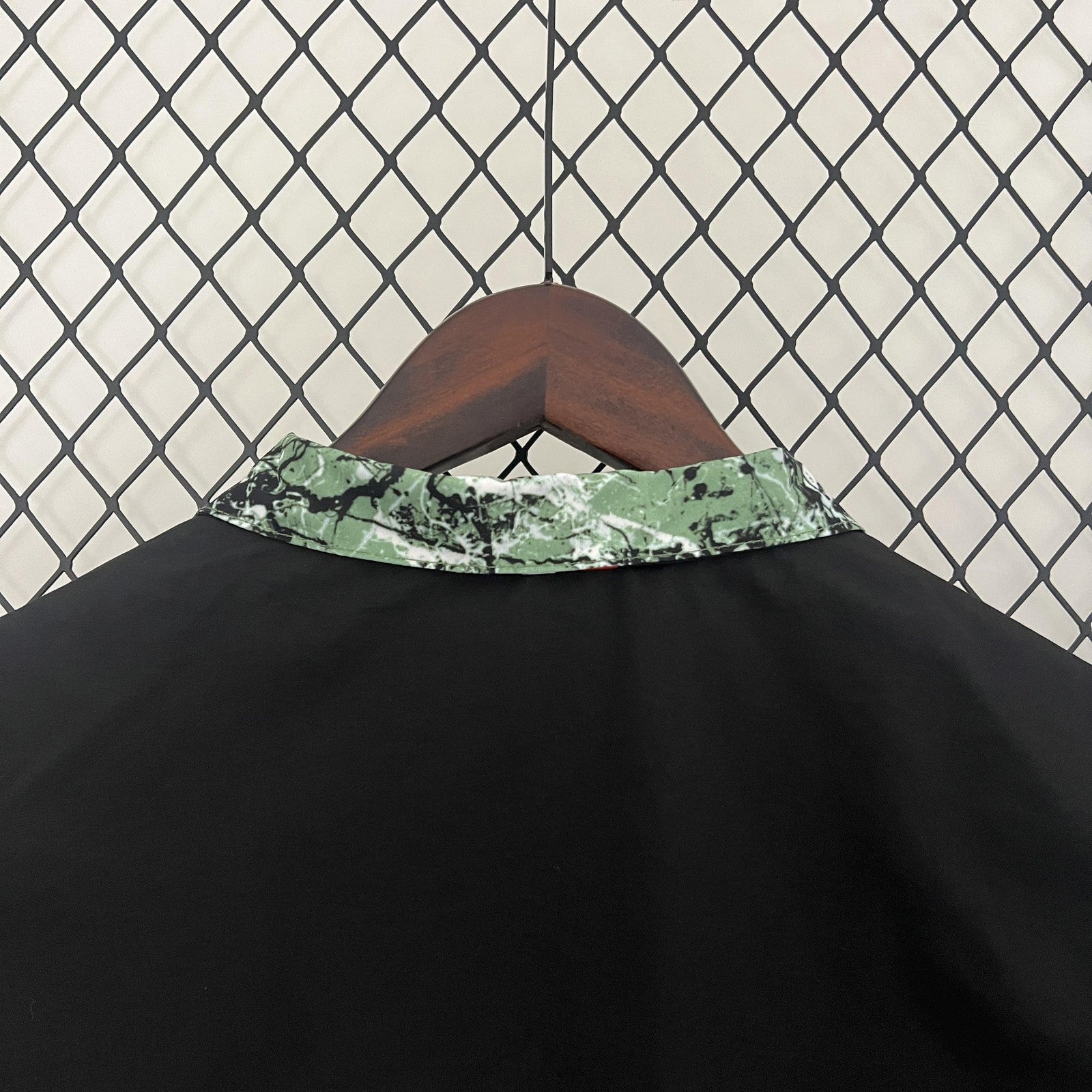 23 24 M U Trench Coat Reversible