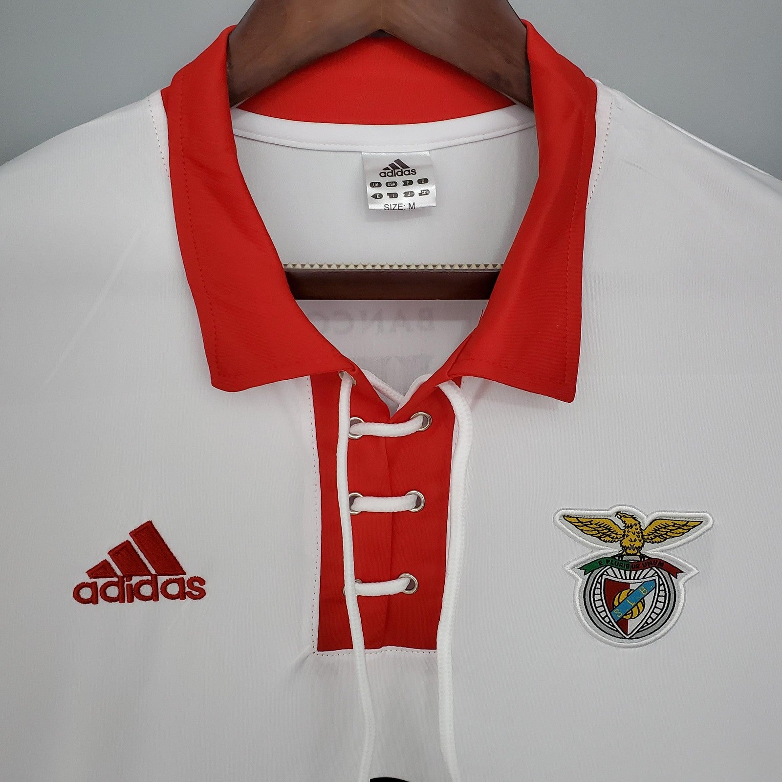 Retro Benfica 04 05 Away