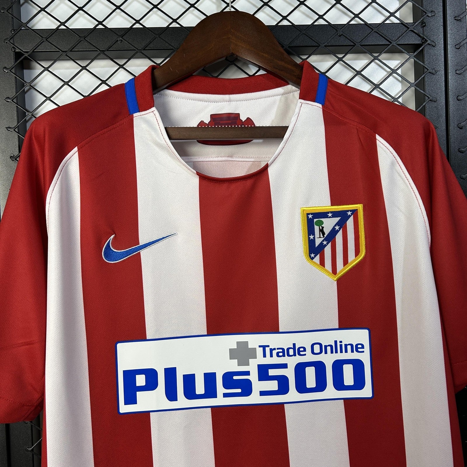 Retro 16 17 Atletico Madrid Home