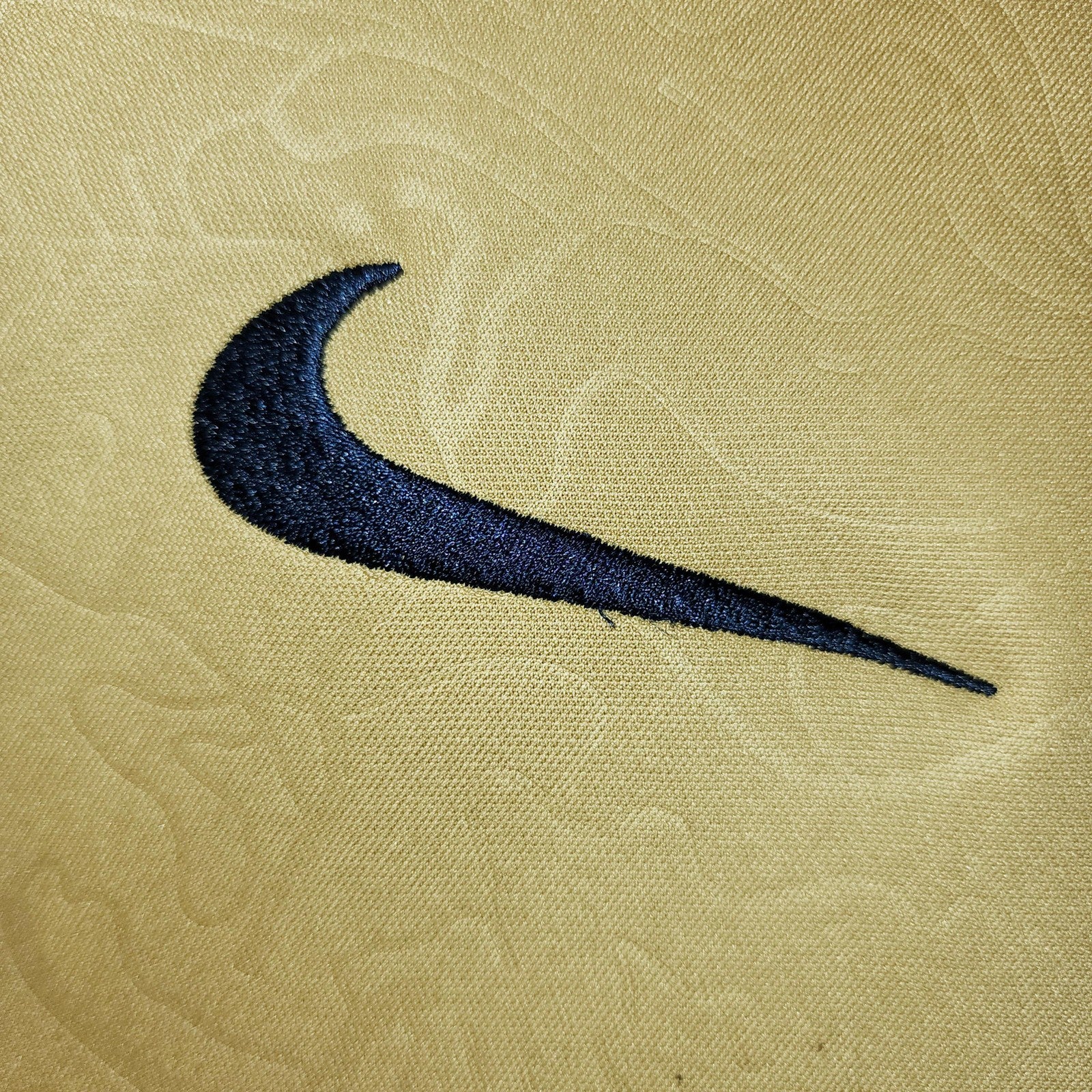 22 23 Barcelona Away