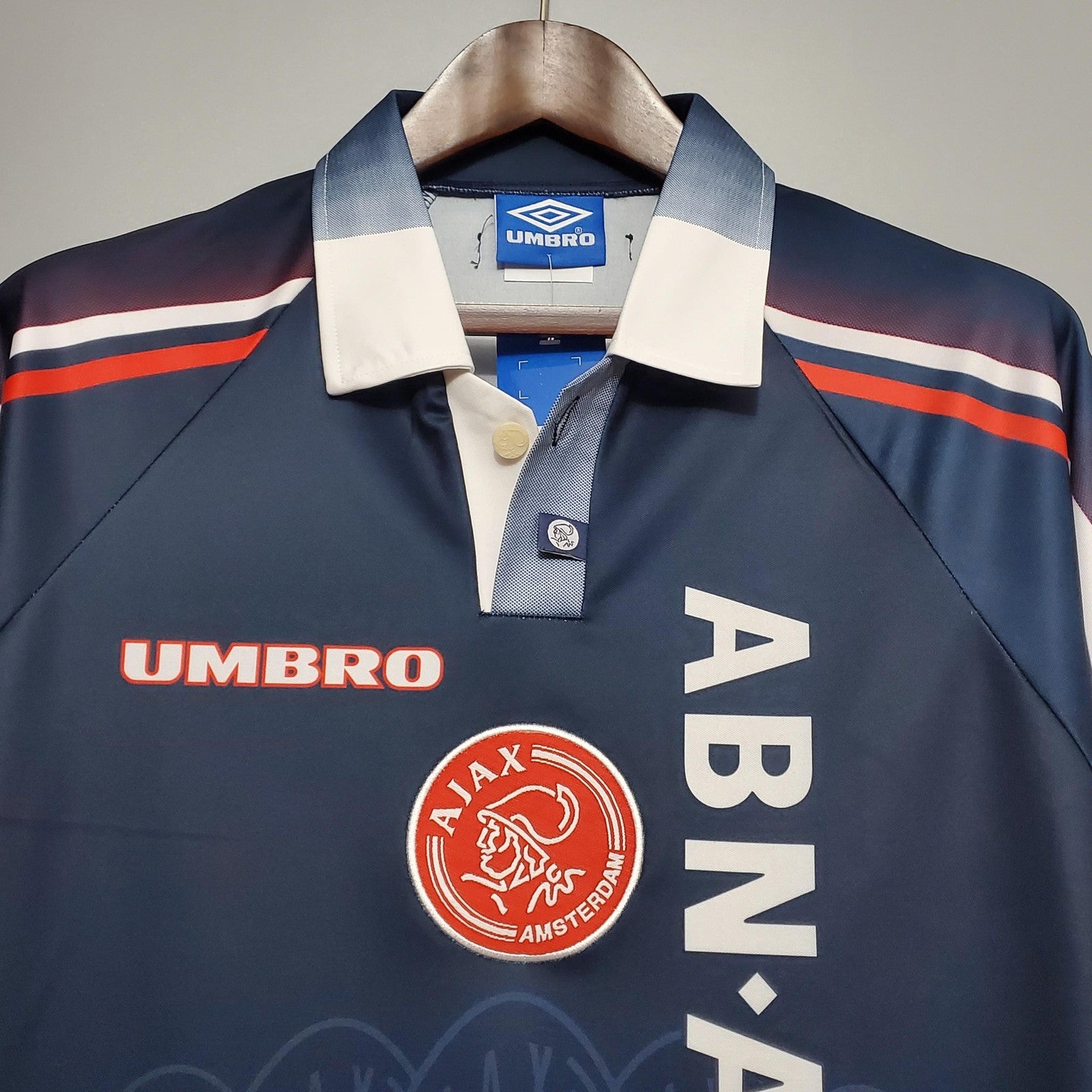 Retro Ajax 97 98 Away