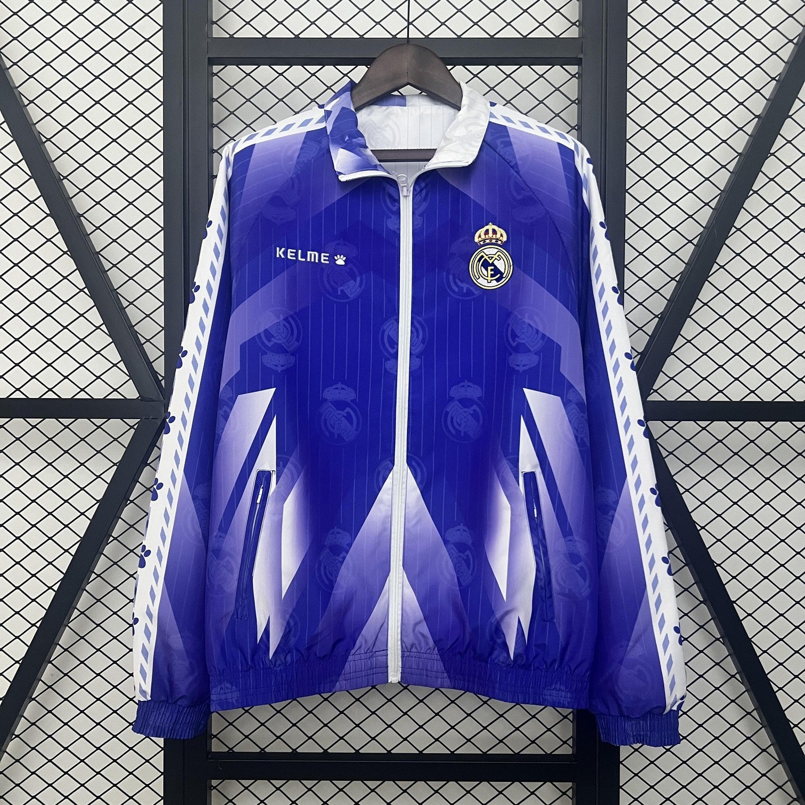 24 25 Real Madrid Trench Coat Reversible
