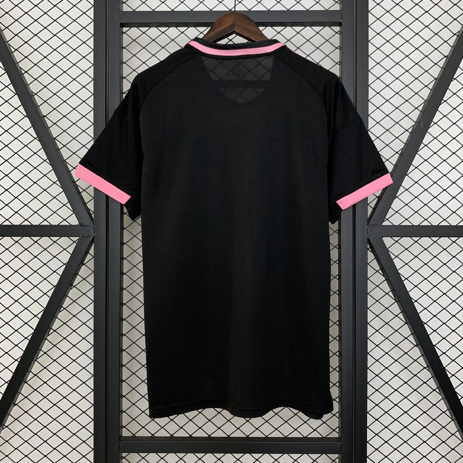 25 26 Real Madrid Special Edition 10