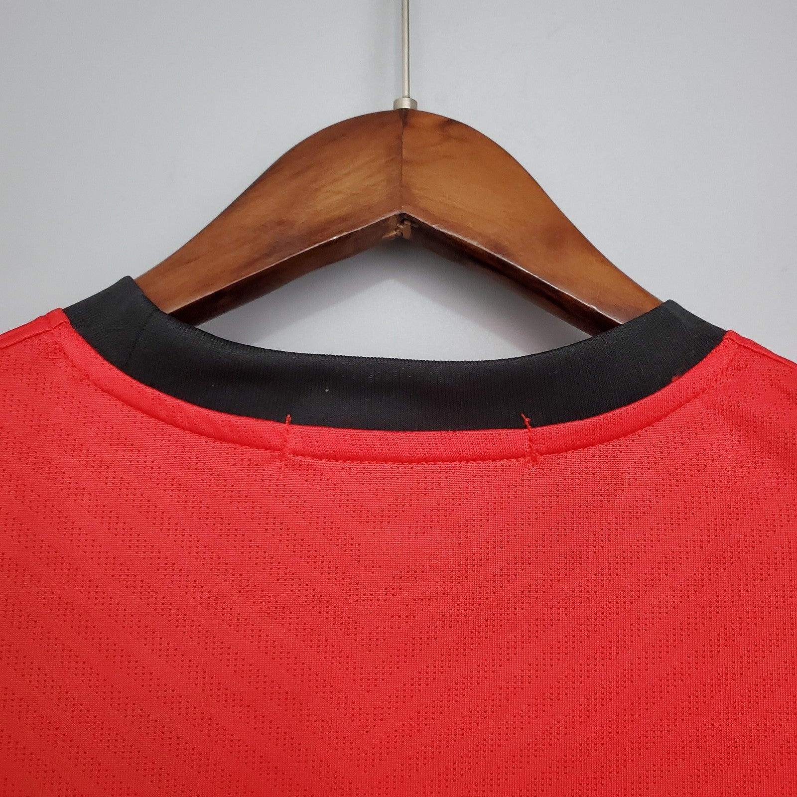 Retro 09 10 M U Home