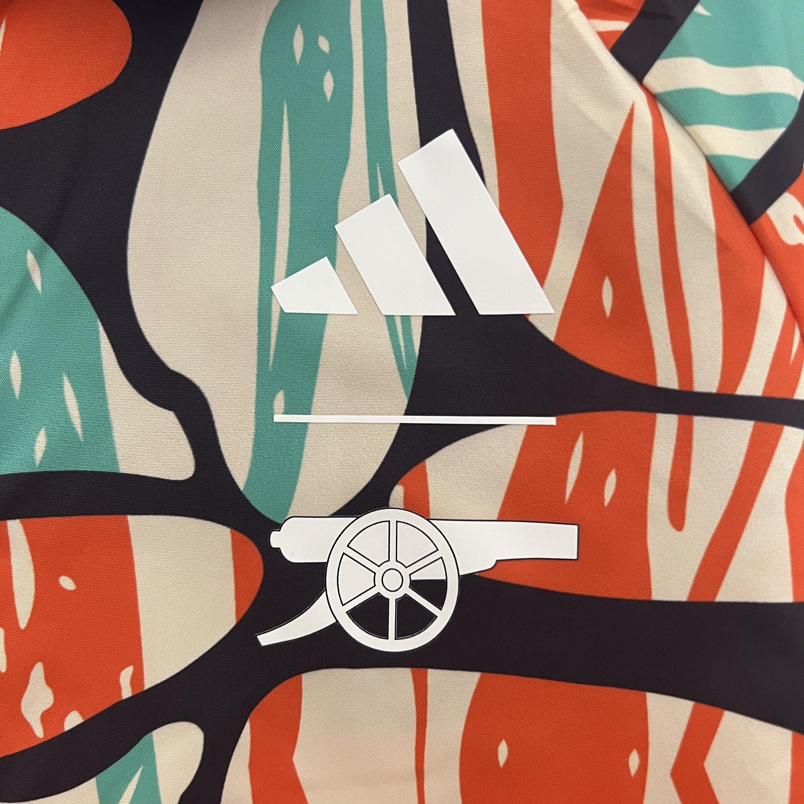 24 25 Arsenal Trench Coat Reversible 2