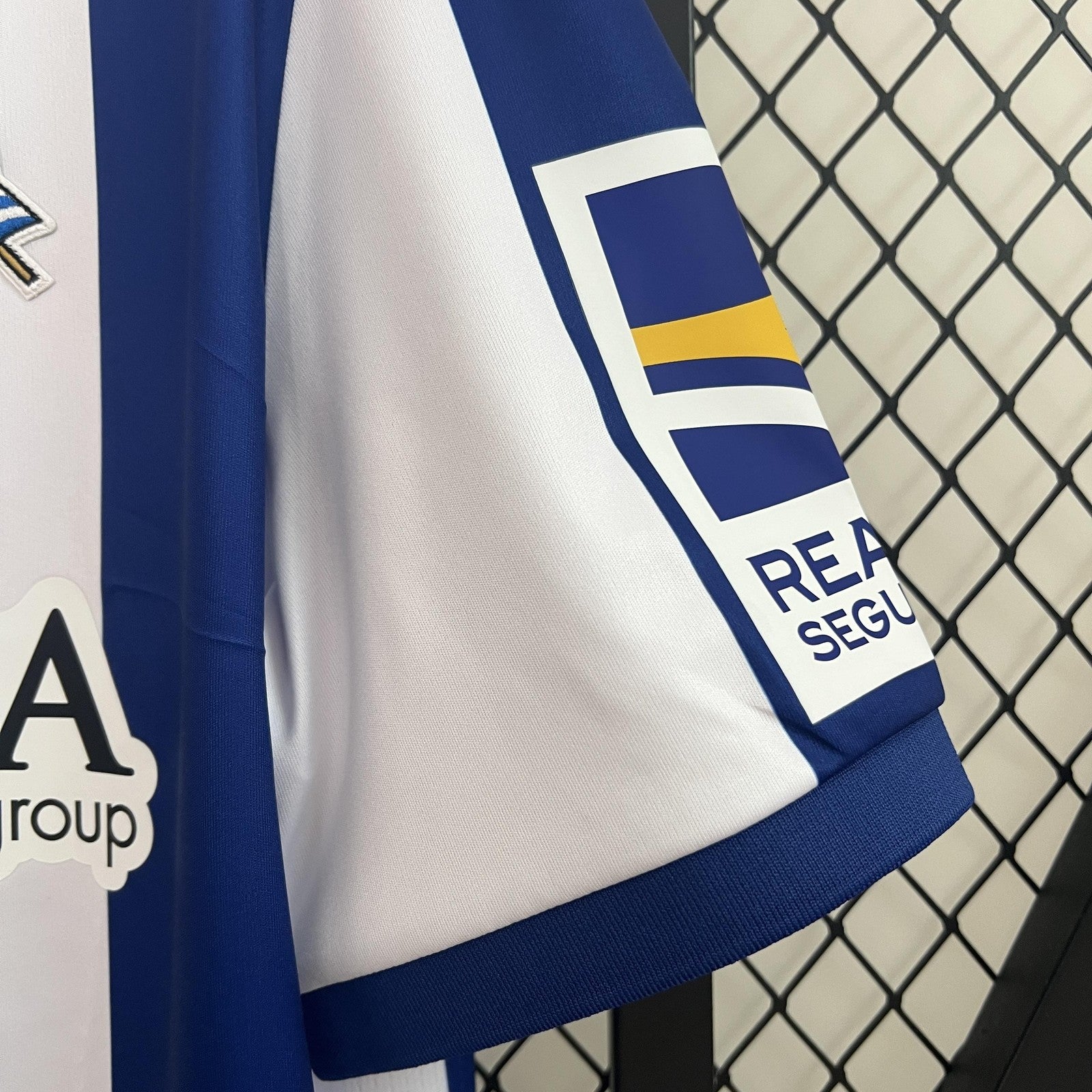 24 25 Real Sociedad Home