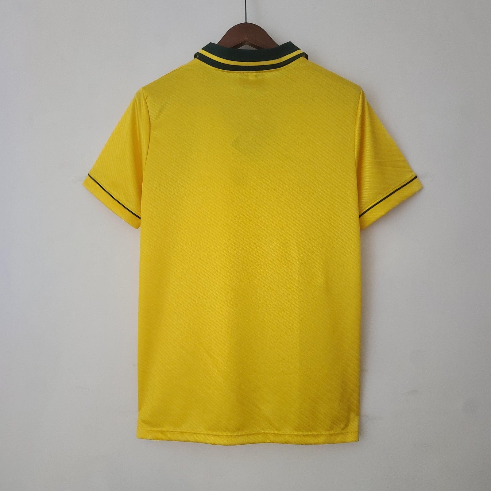 Retro Brazil Home