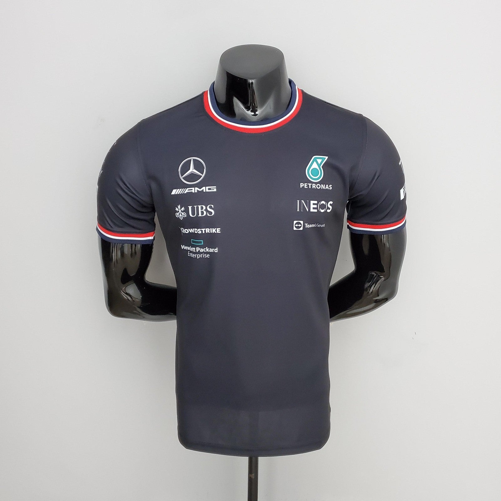 F1 Formula One 2022 Mercedes Black