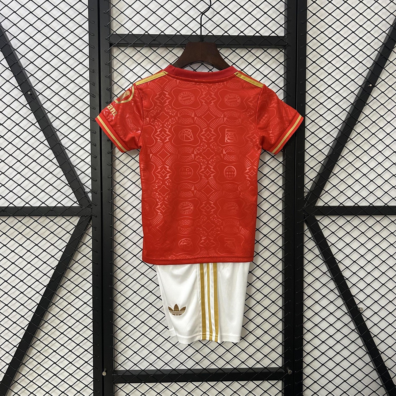 25 26 Kids Bayern Munich 125th Anniversary Jersey