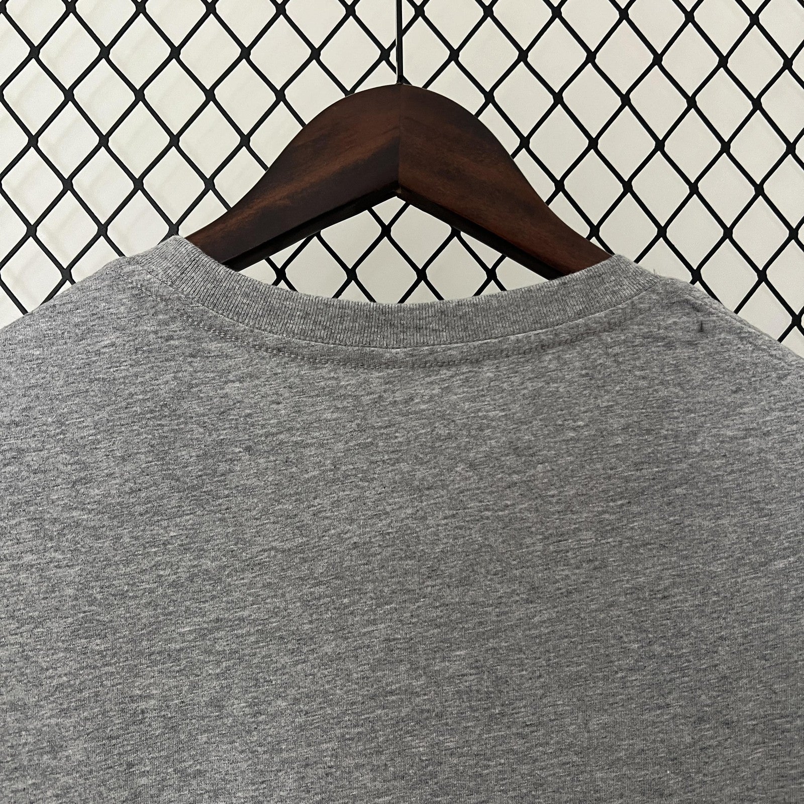 24 25 Barcelona Joint Edition 2