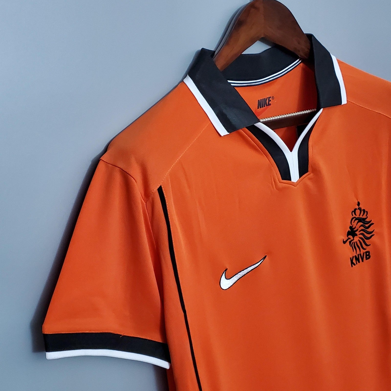 Retro 1998 Holland Home