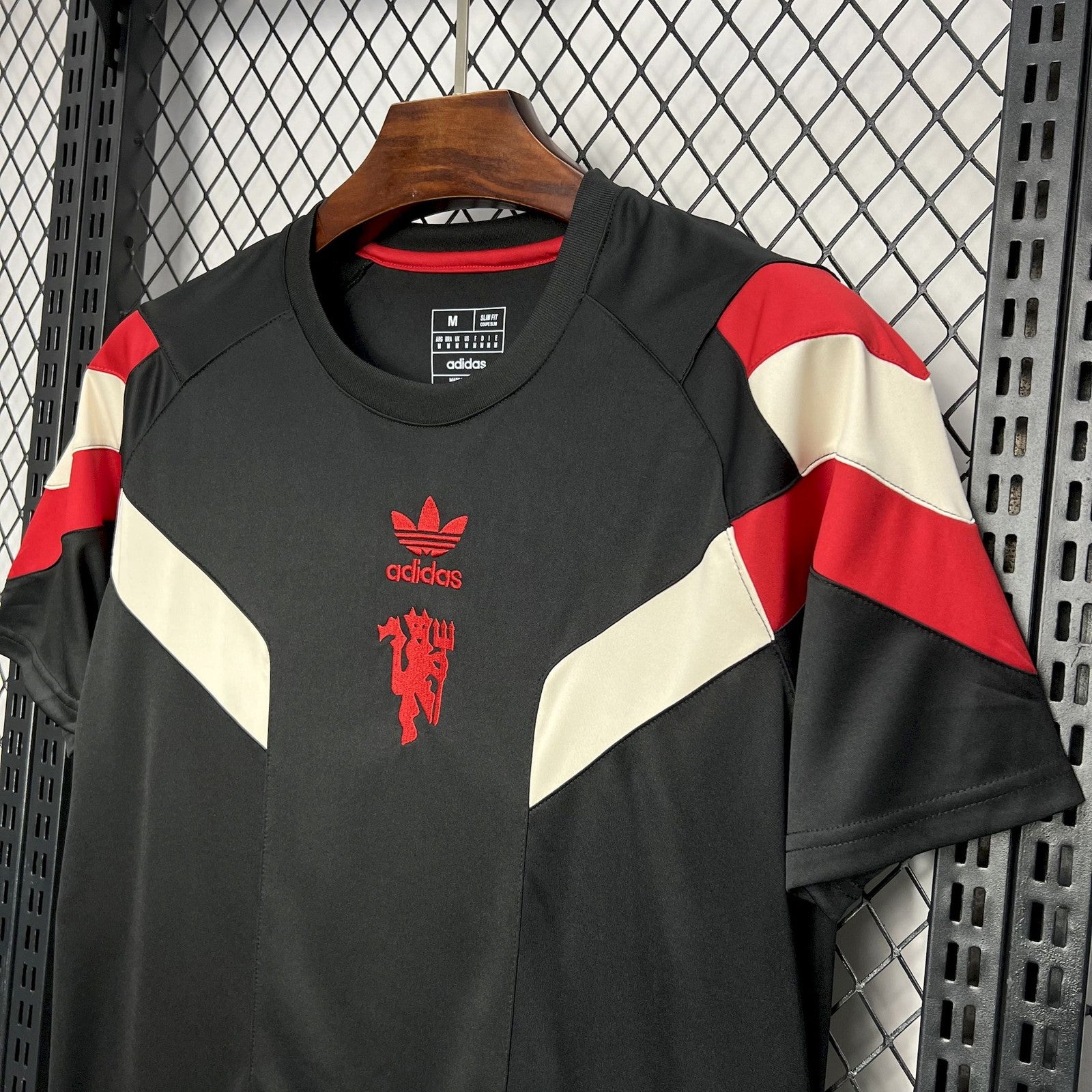 Manchester United Originals Tee Black Jersey