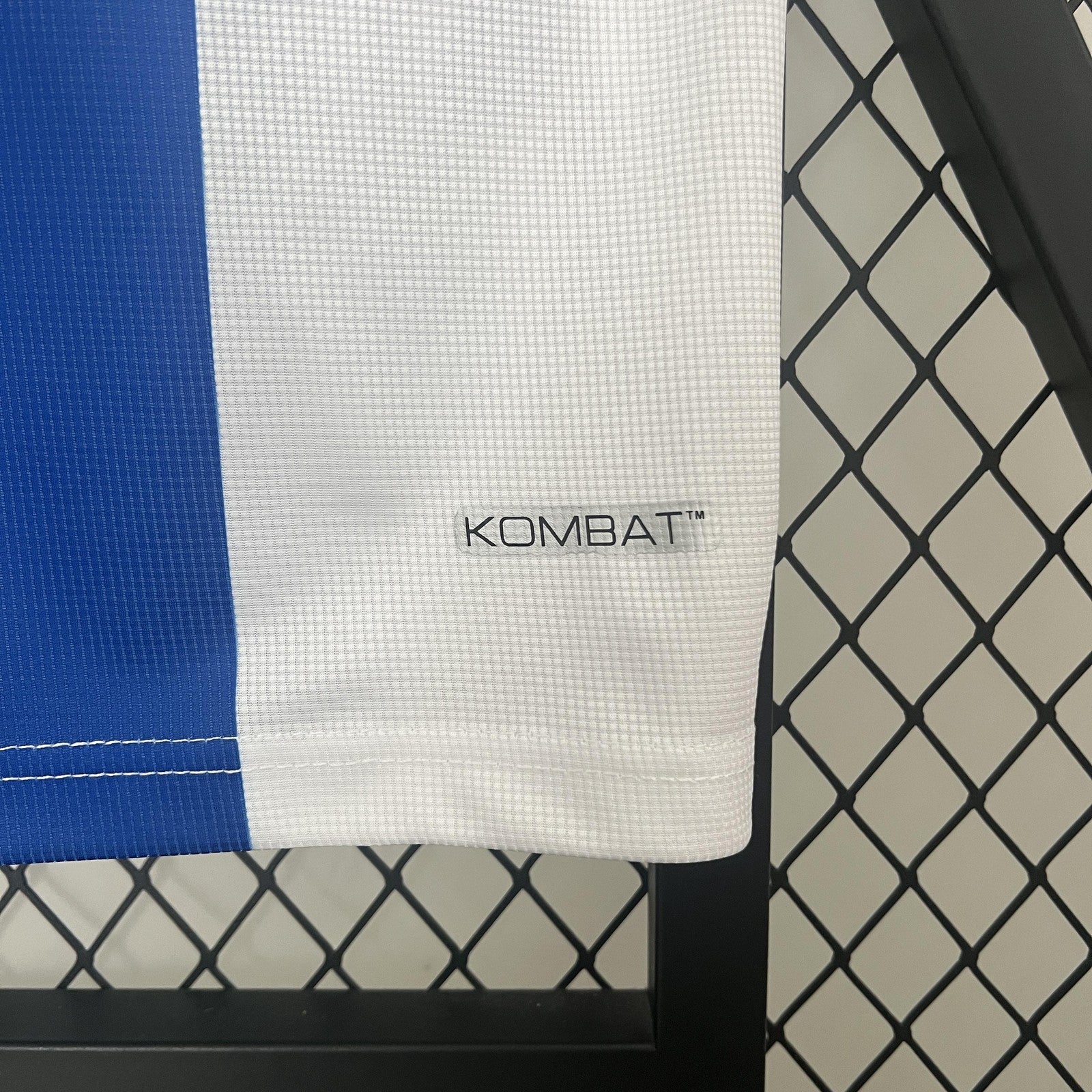 24 25 Deportivo La Coruna Home