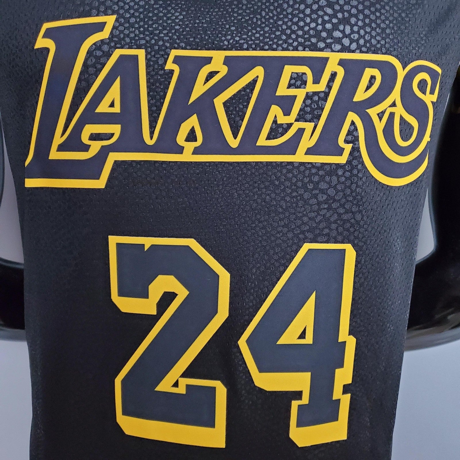 New Bryant #24 Los Angeles Lakers black NBA jersey Nike connect recognition 2