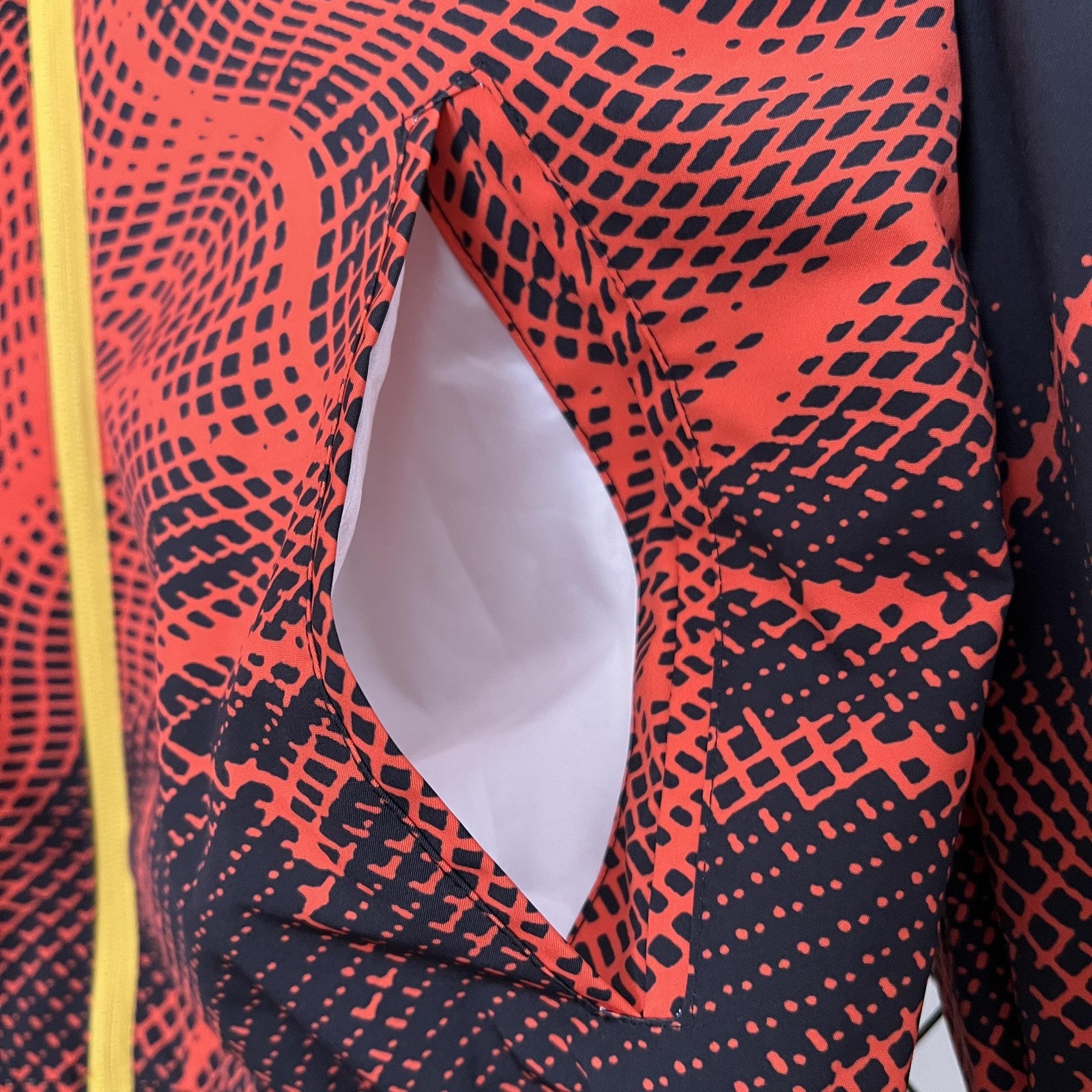 24 25 M U Trench Coat Reversible 2