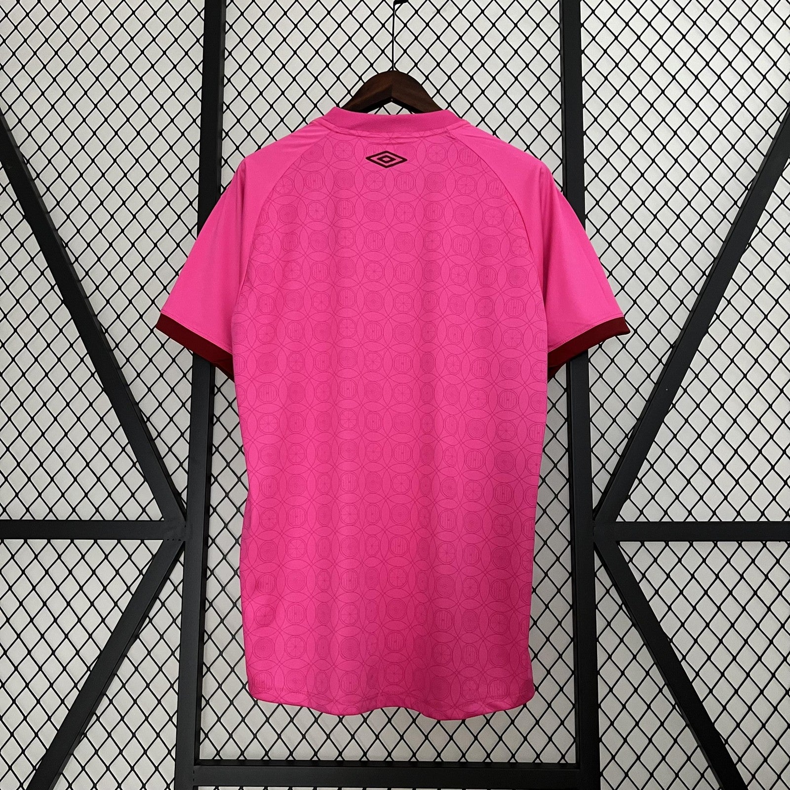 23 24 Fluminense Pink