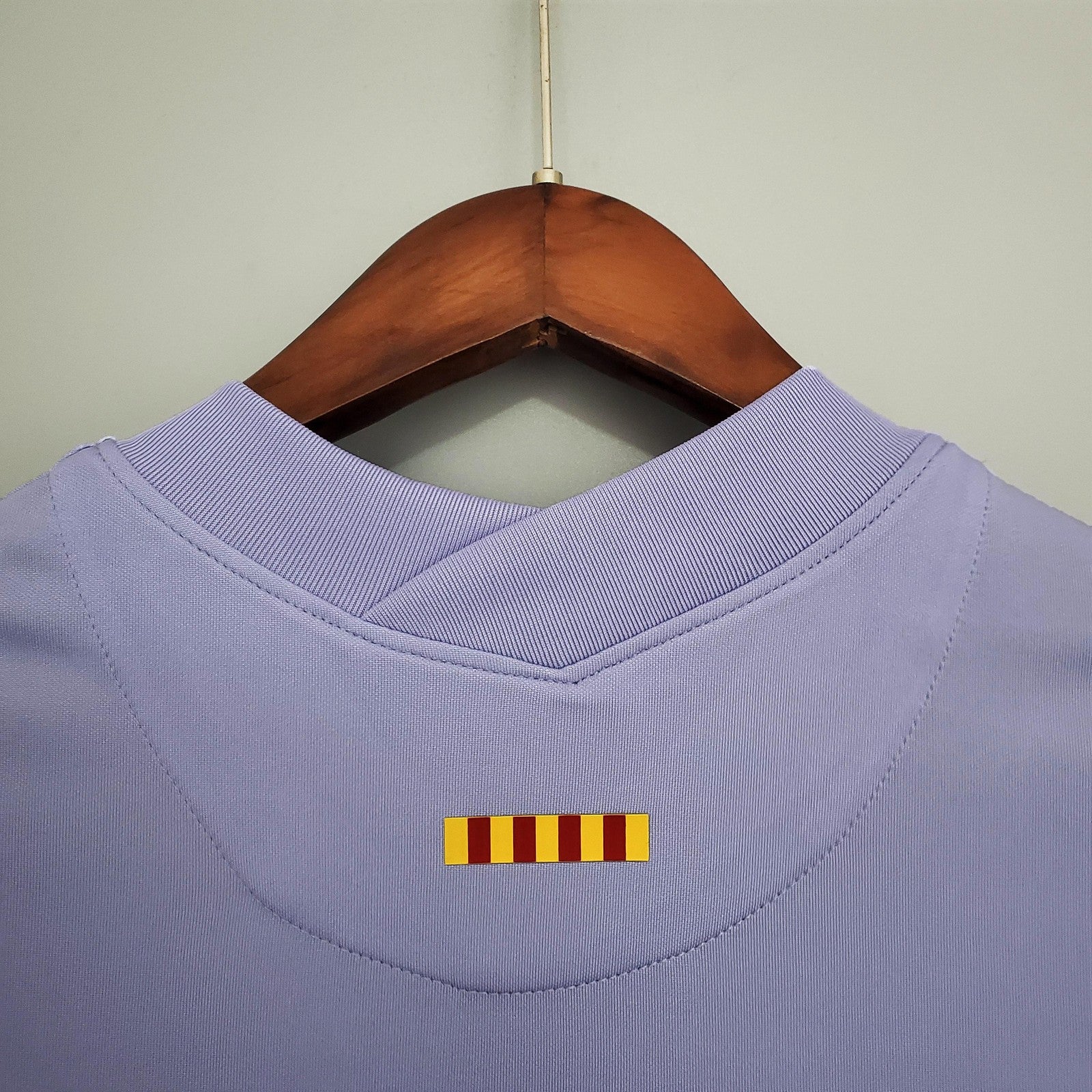 21 22 Barcelona Away