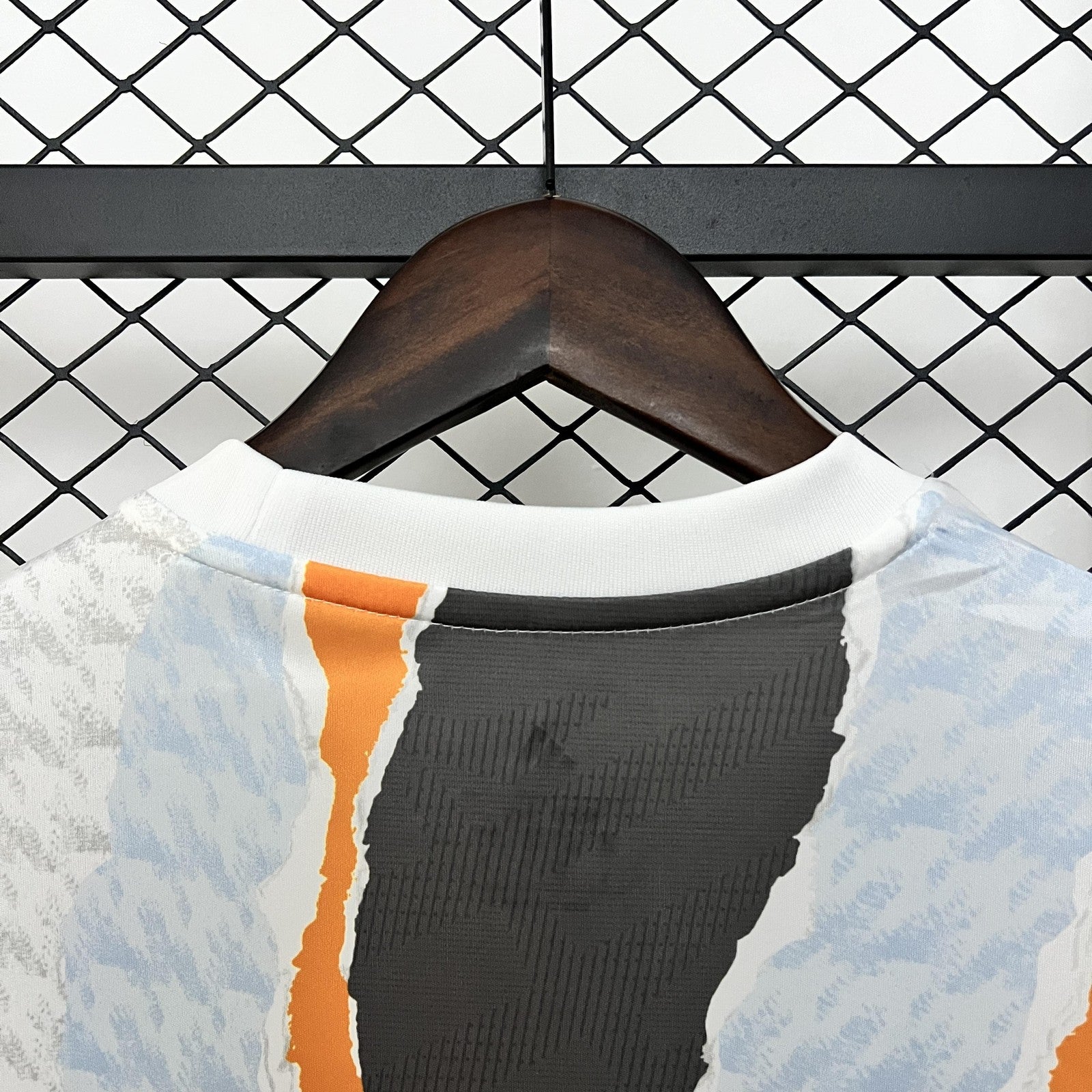 24 25 Real Madrid Training Suit