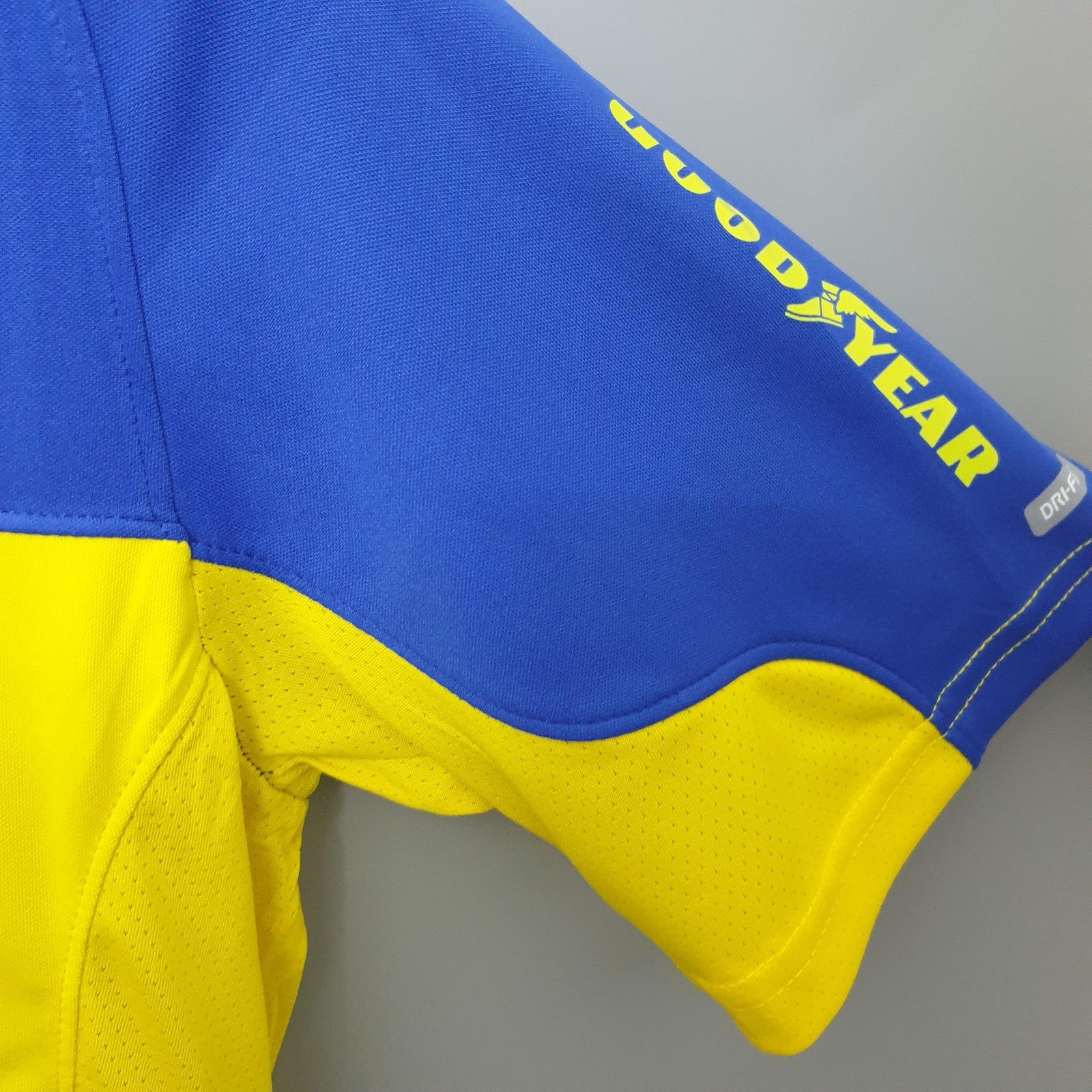 Retro Shirt Boca Juniors 2005 Home