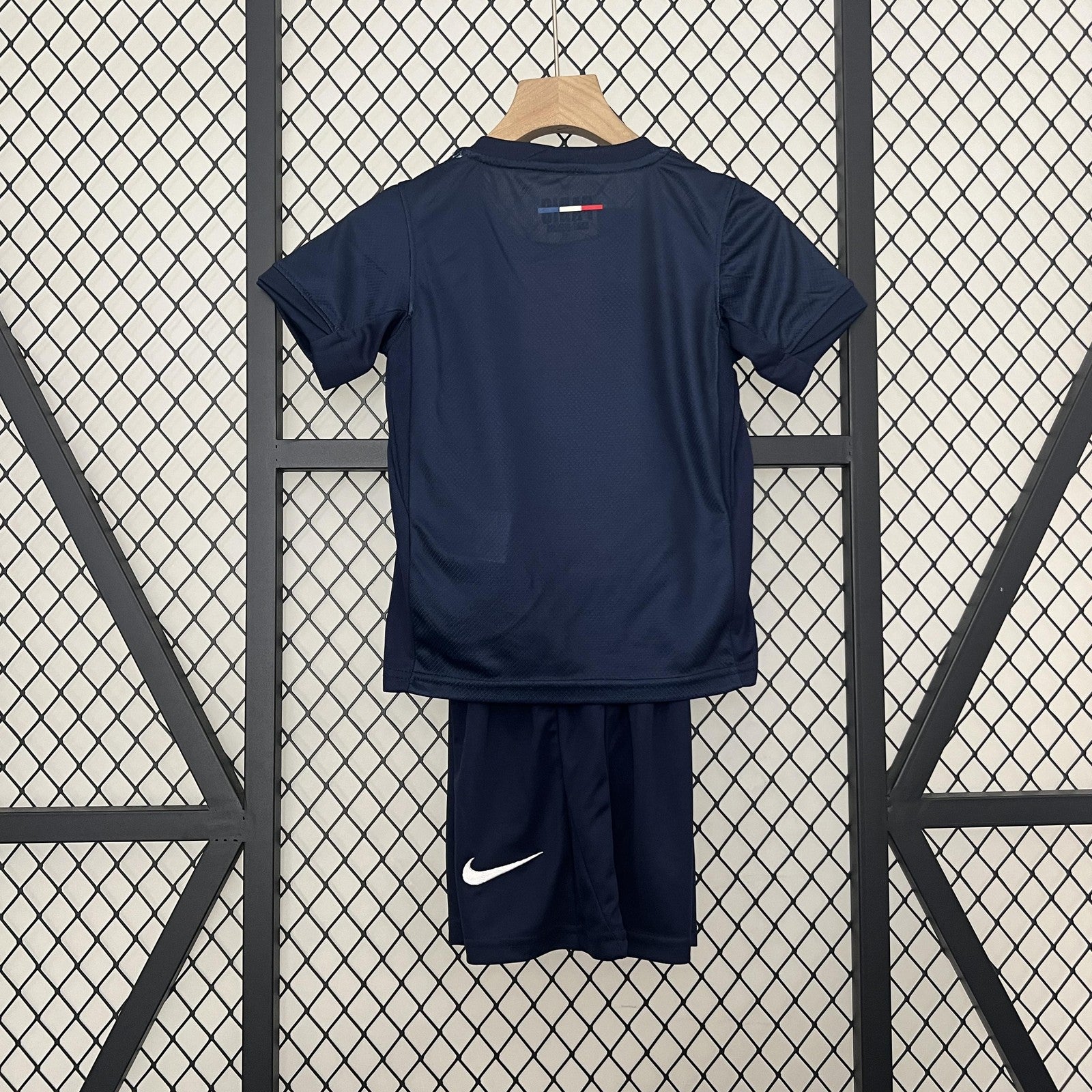 24 25 Kids Psg Home