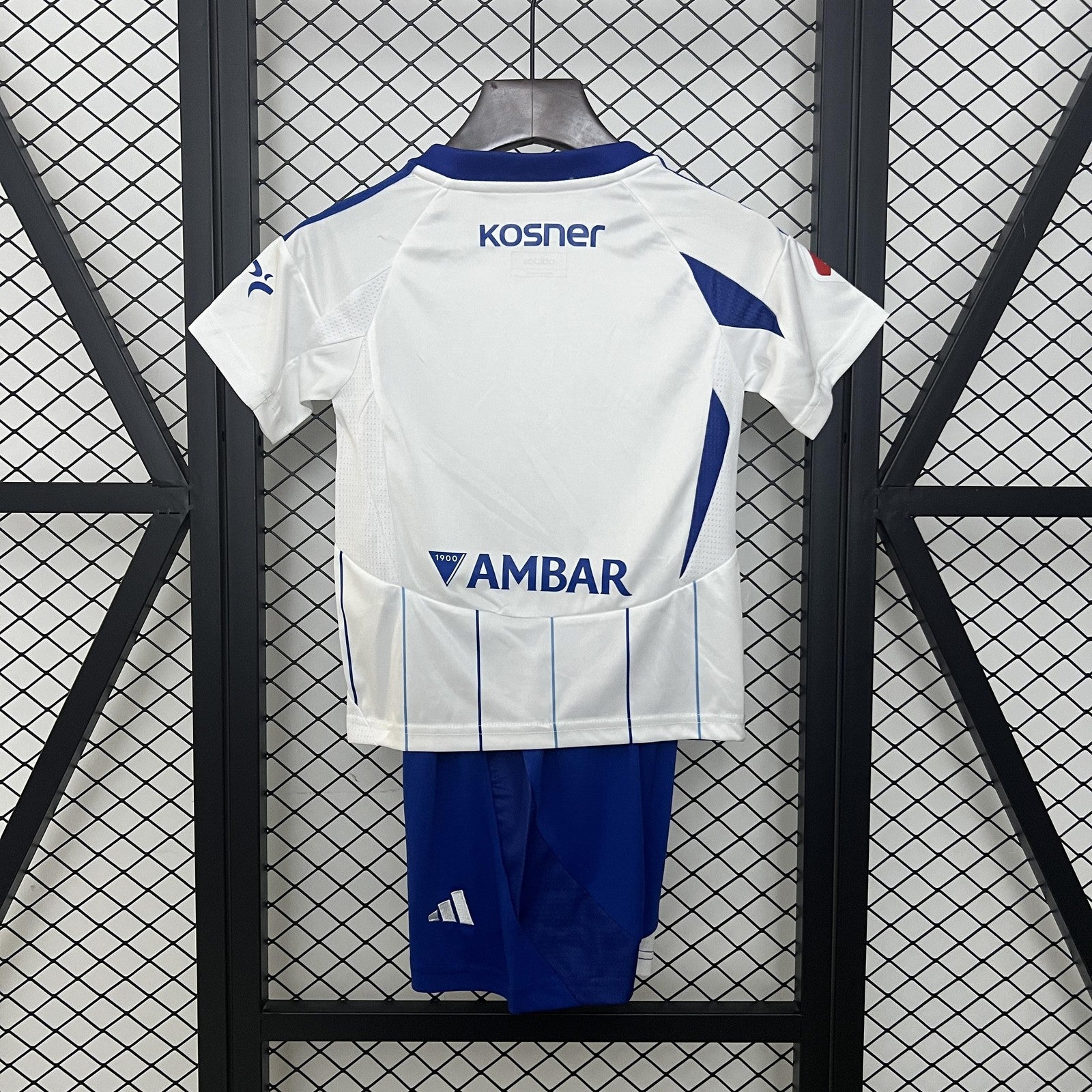 24 25 Kids Zaragoza Home