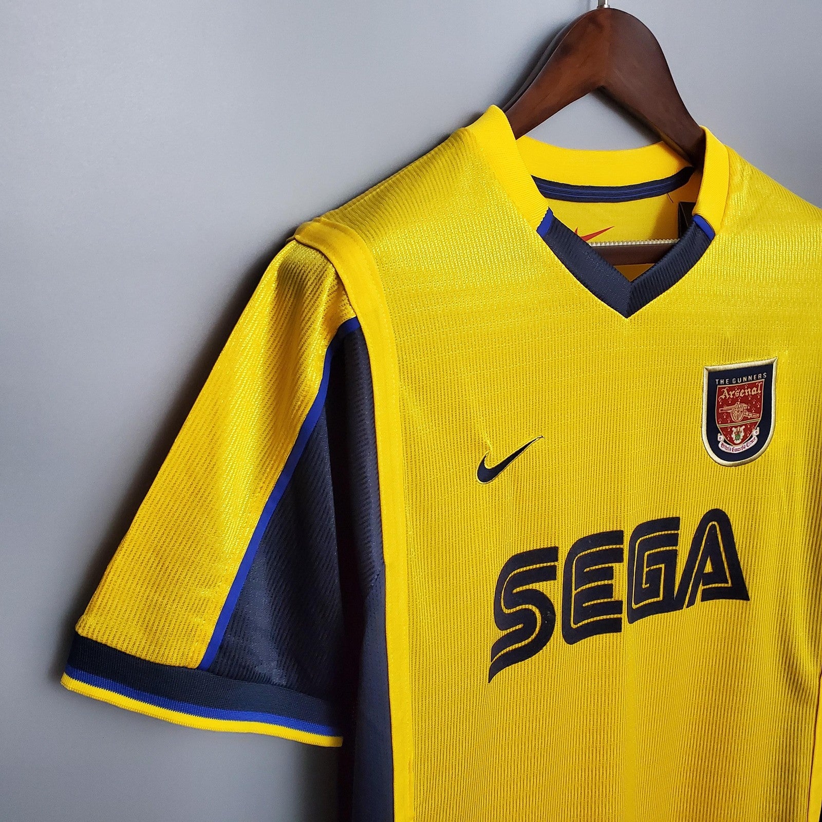 Retro Arsenal 99 00 Away