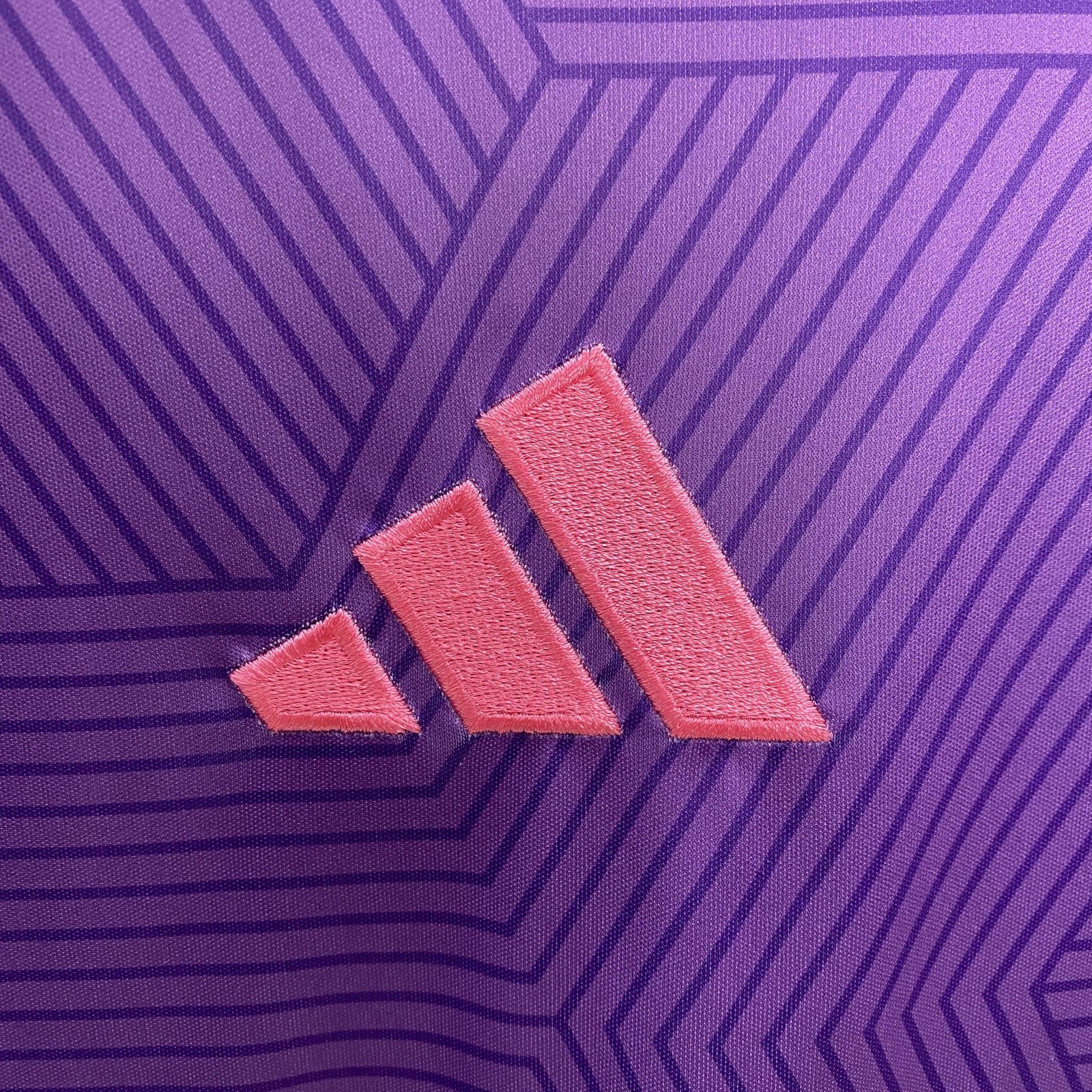 24 25 University of Chile Third Away