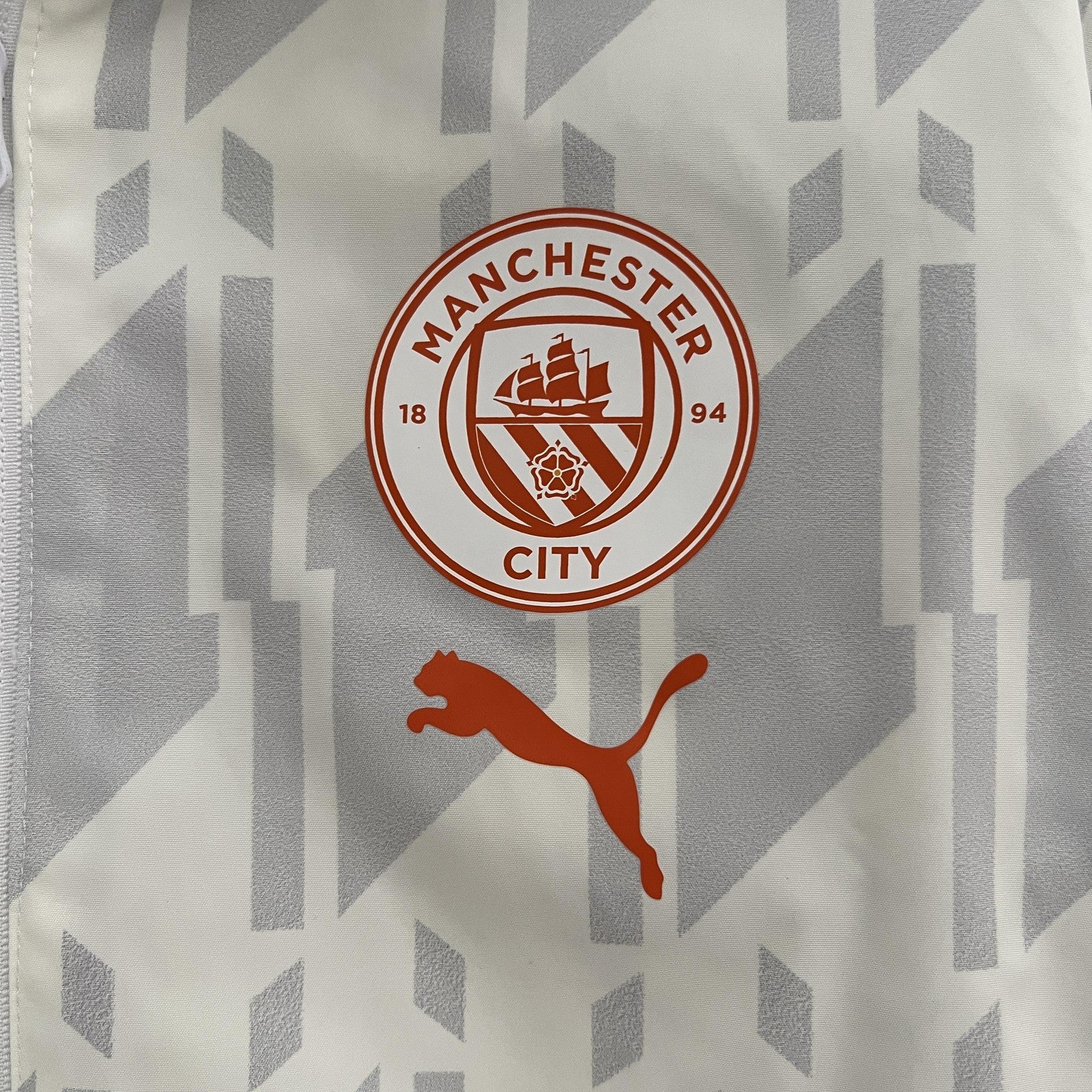 24 25 Manchester City Trench Coat Reversible