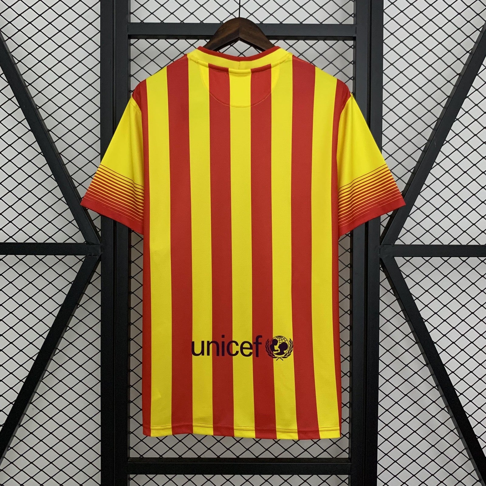 Retro Barcelona 13 14 Away