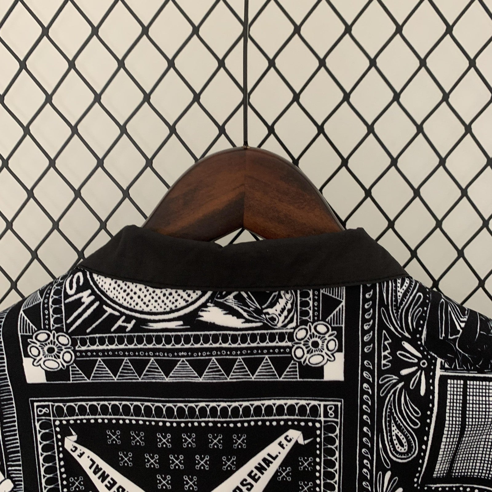 23 24 Arsenal Trench Coat Reversible 2