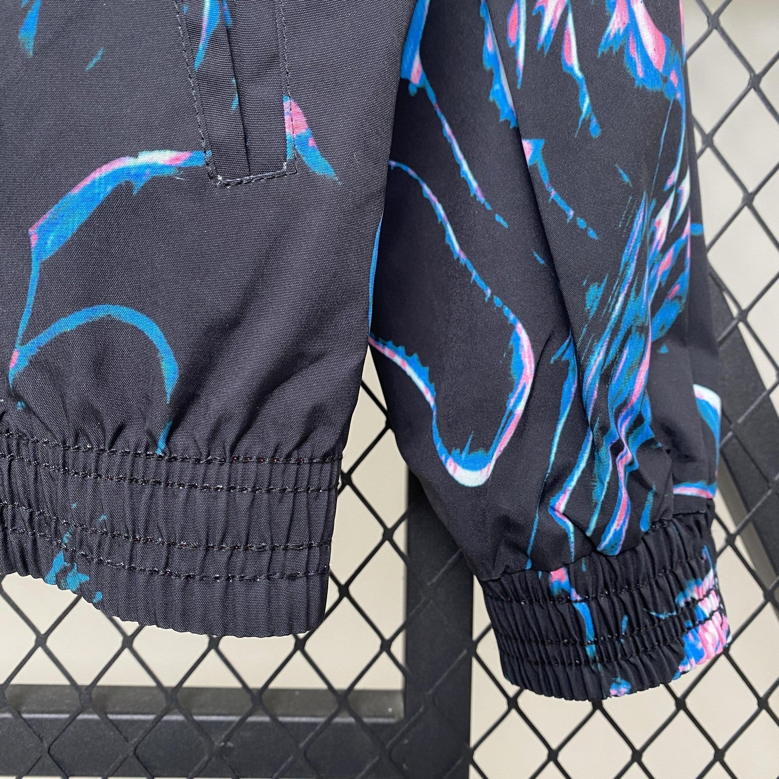 24 25 Tigers Windbreaker