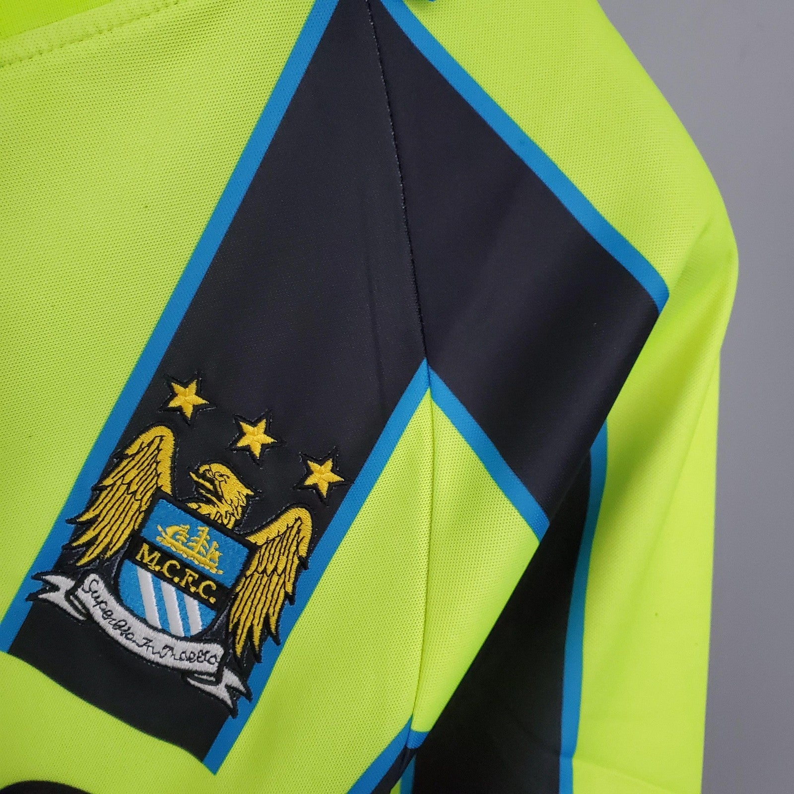 Retro Manchester City 98 99 Away