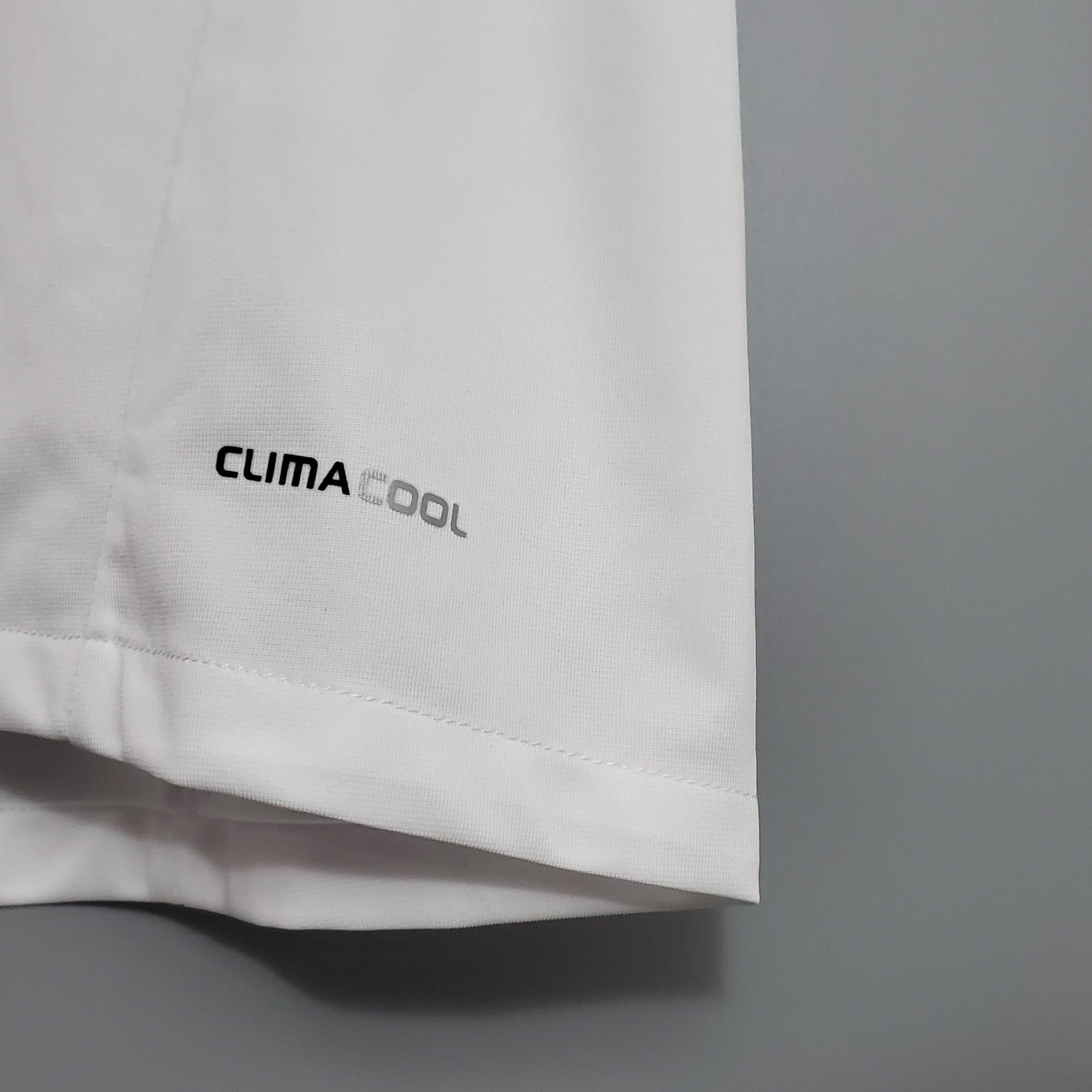 Retro Real Madrid 11 12 Home