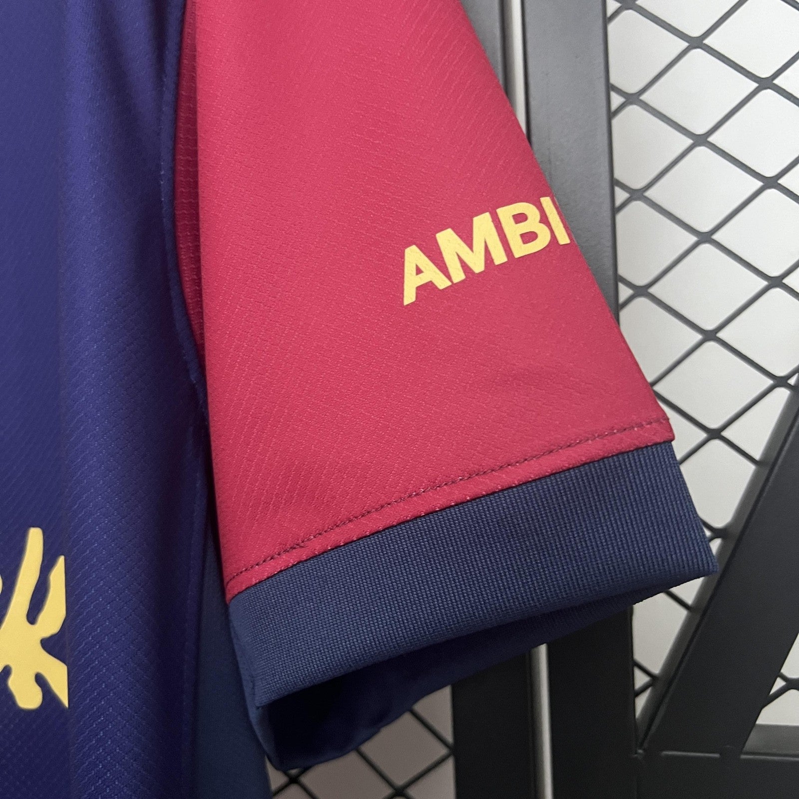 24 25 Barcelona Home